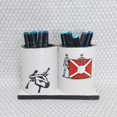 Pot a crayons course landaise