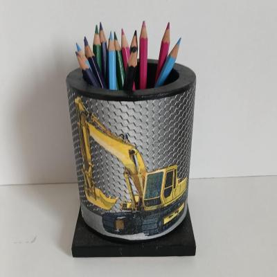 Pot a crayons pelleteuse 1